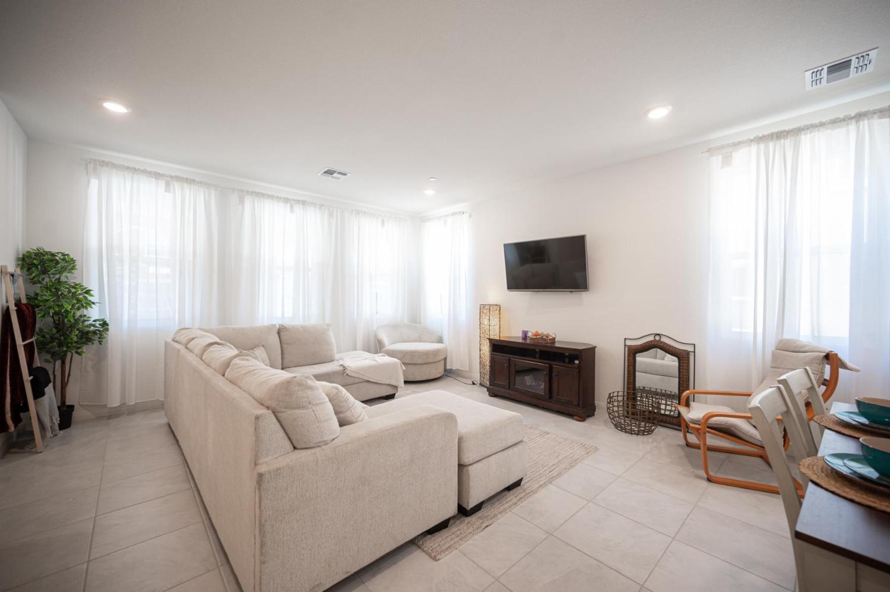 Beautiful Brand New 2 Bedroom Vegas Home! Fits 12 Or More,15-20 Minutes From Lv Strip Las Vegas Zewnętrze zdjęcie